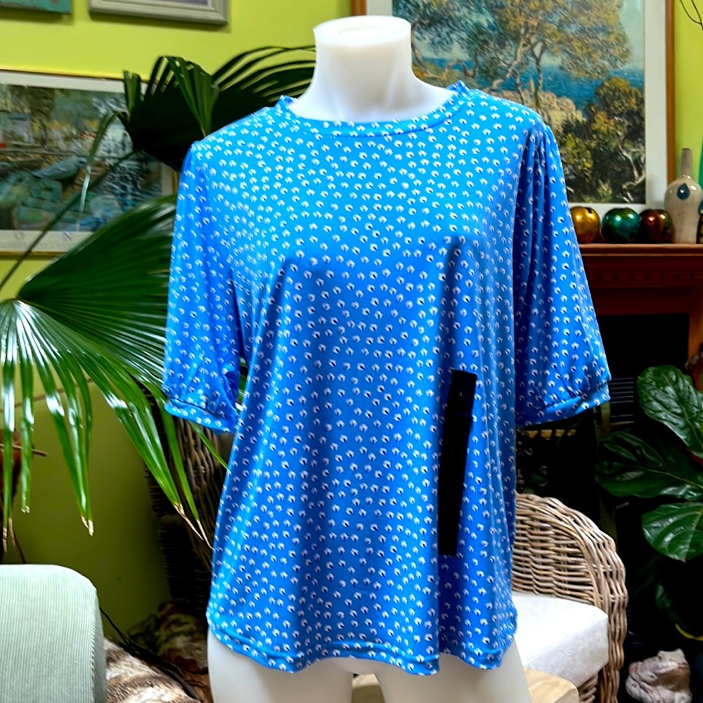 Banana Republic soft jersey top. New with tag.